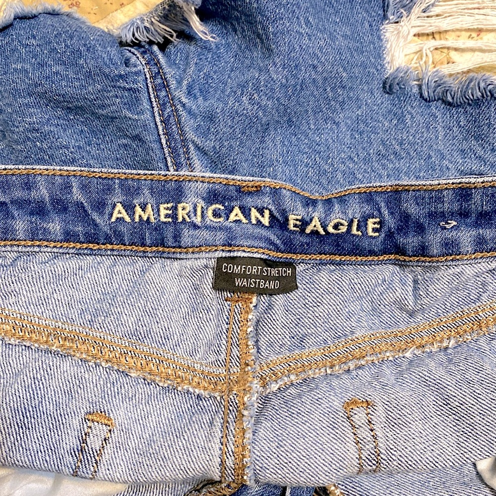 SOLD :: AE Distressed Denim Mom Shorts - Picture 6 of 7
